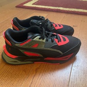 Puma sneakers size 9